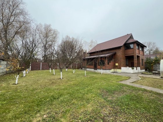 Без% Здам в оренду чотирьох кімнатний будинок село Гнідин, з банею Гнедин