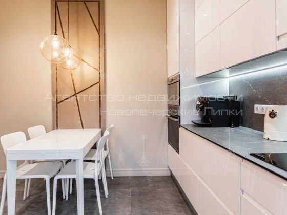 Оренда таунхауса 215 м2 Осокорки (від м. Славутич 6 км) ЖК КГ "Лагуна" Гнідин