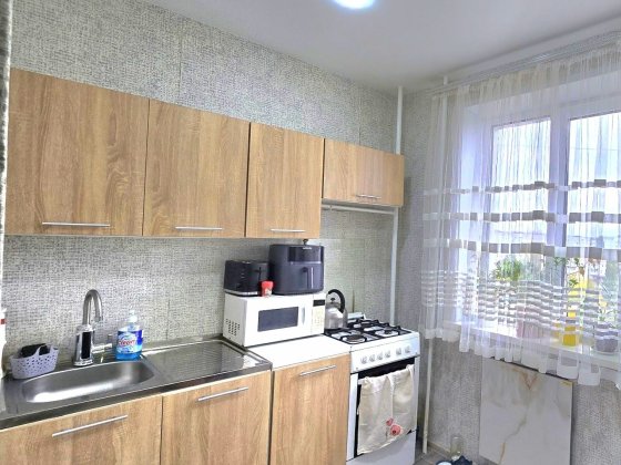 1 Кімнатна.Жадова/Попова Біля Файномаркет. Кропивницький