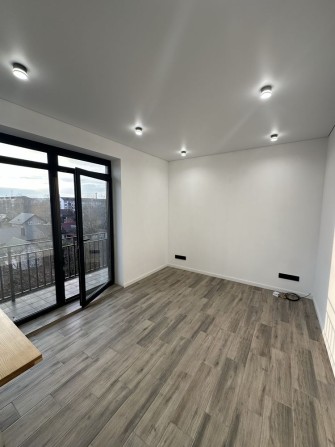 Продаж квартири в новобудові з терассою - фото 1