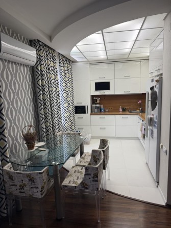 3-х к. крупногабаритна кв. в елітному будинку в центрі міста! - фото 1