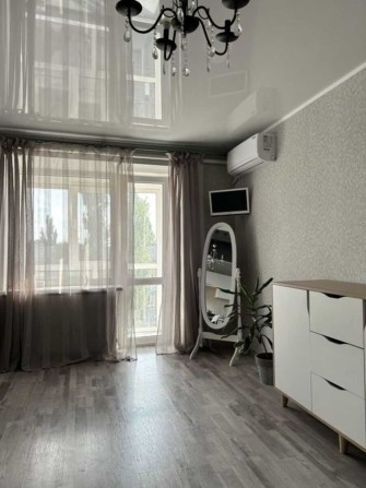 Продається квартира -студія, вул. Маланюка - фото 1