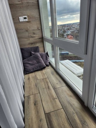 Однокімнатна квартира з виглядом на місто - фото 1