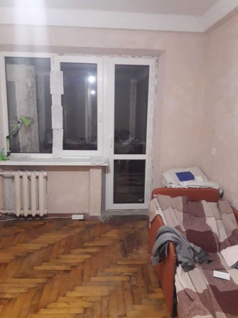 Продам 2-х комнатную квартиру в центре города. СОБСТВЕННИК ! - фото 1