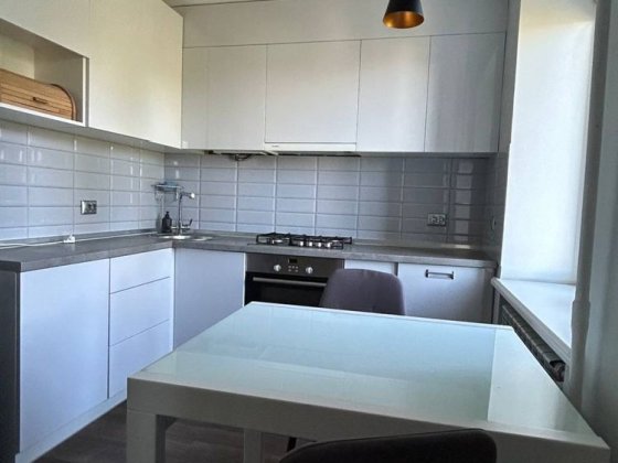 Продам 3 комнатную в центральной части города Днепр