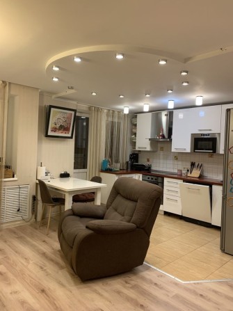 Продам квартиру на вул. П.Сагайдачного - фото 1