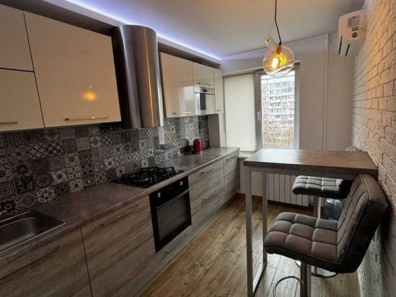 Продам 3к квартиру Победа-3 Набережная Победы Ремонт Дніпро