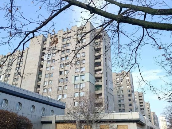 Продам однокімнатну квартиру на першій Перемозі Днепр