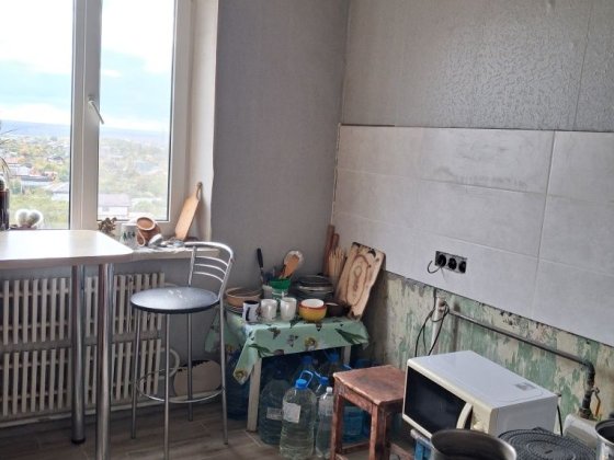 Продам 2 кім на Жадова Кропивницький