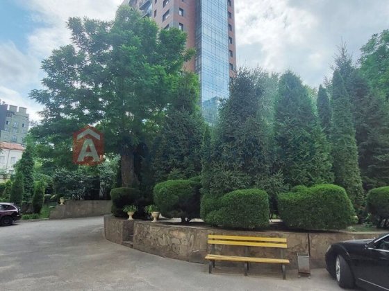 2к.кв парк.Шевченко (Башни).Закрытый двор.Газ.колонка 52000$ Днепр