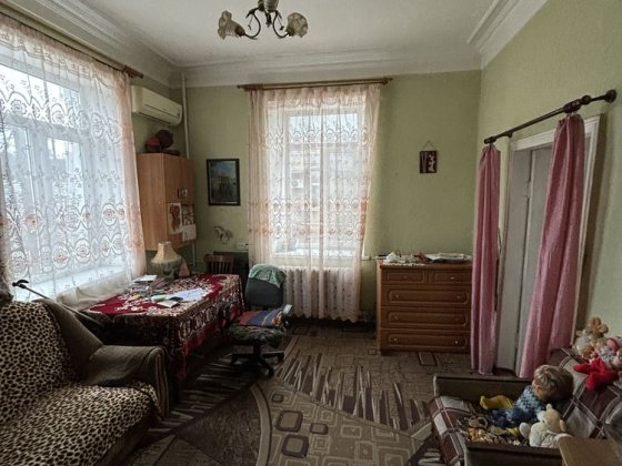 1-кімнатна квартира в Центрі з гаражем Кропивницький