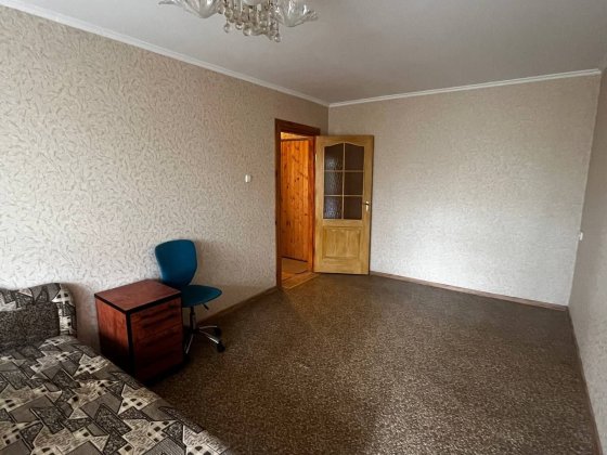 Продам 1 у квартиру на левом берегу  Гули Королёвой Днепр