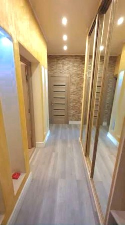 Продам 2-х комнатную " Сталинку" 50 м2  Автономка!!! - фото 1