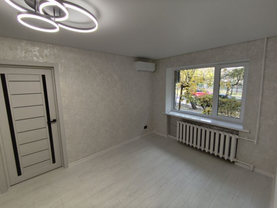 Продам отличную 2х комнатную квартиру.Проспект Центральный. Николаев