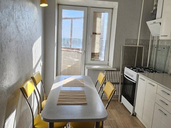 Продам 1к.кв по вул. Залізнична ( Олександрівського р-ну) Запорожье