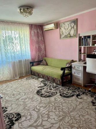 Продам укомплектовану сталінку 2х кімнатну в центрі - фото 1