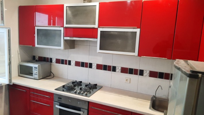 Продам 2 комн. квартиру - фото 1