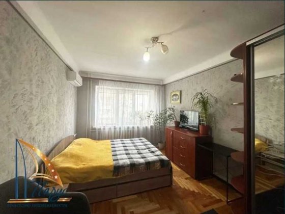 2 кімнатна квартира, Космос Запорожье