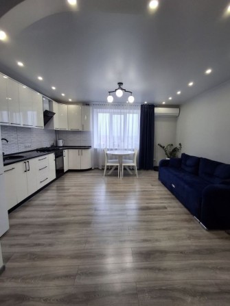 3 кімнатна видова квартира Польова - фото 1