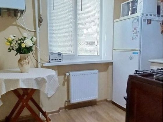 Продається трикімнатна квартира з АГВ Кропивницький