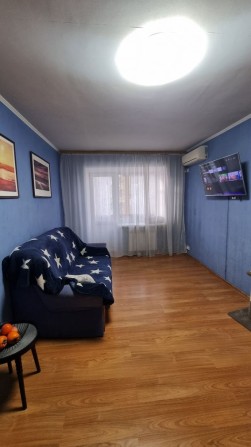 Продажа двухкомнатной квартиры в начале Слобожанского проспекта - фото 1