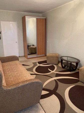 Продам 3-комнатную квартиру Левый берег Индустриальный район - фото 1