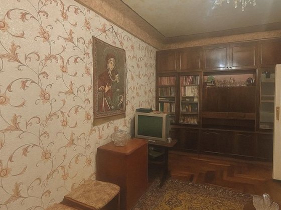 Продаж квартири по вул. Стародніпровська