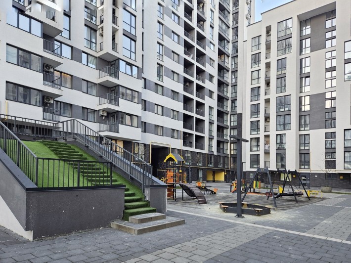 Продаж 3 кімнатної квартири у новобудові по вул. Героїв УПА - фото 1