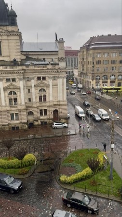 Продаж квартири 83 м2 з неймовірним краєвидом на Оперний театр - фото 1