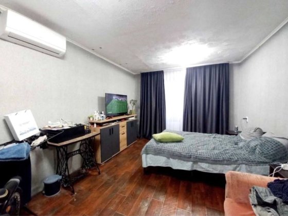 Продам 2-х кімнатну квартиру біля Епіцентру Кропивницкий