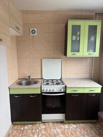 Продам 1 кім.кв., вул.Українця Володимира, буд.18 - фото 1