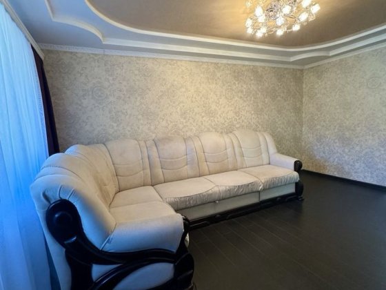 Продам 2-х комнатную каартиру (владелец)цена договорная