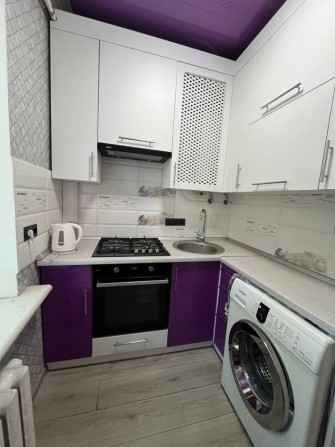 Продаю 2 комнатную квартиру, Адмиральская - Центр ( Сталинка) ID-9990 - фото 1