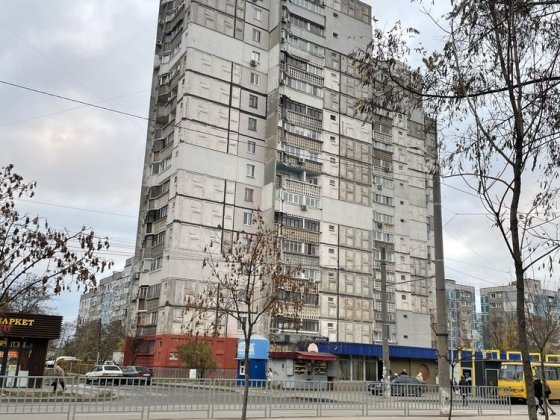 Продам 2-х квартиру Лев3 пр Мира Днепр