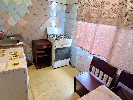 ПРОДАМ 2кв. ост.Аптека 3/5эт. цена 12 500 у.е.