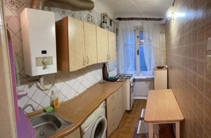 Продається 2-кімн. квартира по вул. Соборній, червона лінія, - фото 1