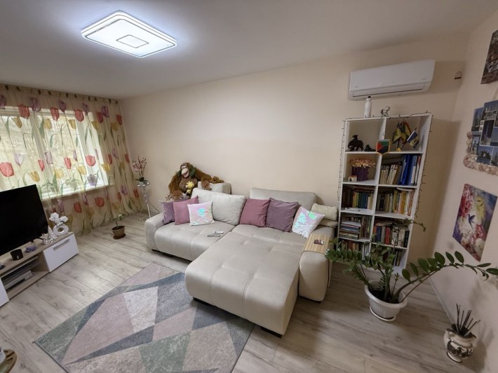 Продаю 3х комнатную квартиру с ремонтом. В Ингульском районе. Пр. МИРА - фото 1