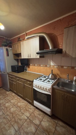 Продам 2 к.кв-ру ул.Чумаченко5/9 - фото 1