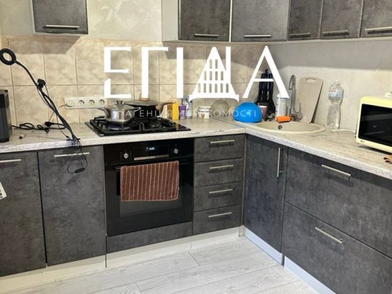 Продається 3кімнатна на Тельнова Кропивницький