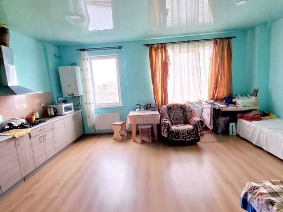 Продам 1-о к/к 37 м2 з меблями та технікою біля площі Ангела. Кропивницкий