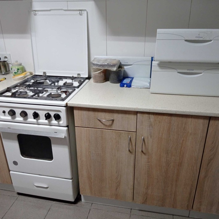 Гуртожиток, для 1 дівчини, Пражзька 33, Хороші умови, Без хазяйки - фото 1