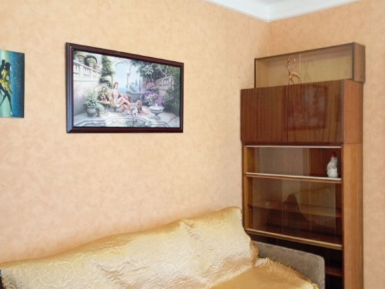 Сдаю комнату в 2-х комнатной  квартире  с.м.Дарница Київ