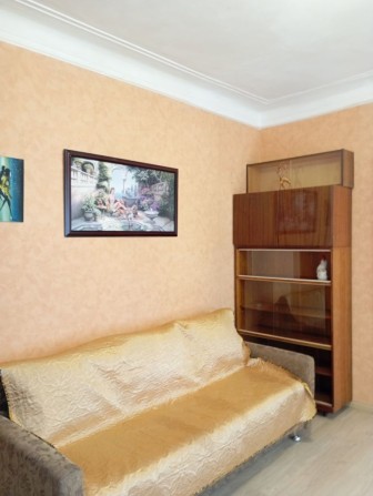 Сдаю комнату в 2-х комнатной  квартире  с.м.Дарница - фото 1