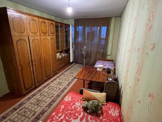 Кімната для дівчини/хлопця за 5 тис поруч з м. Героїв Дніпра Київ