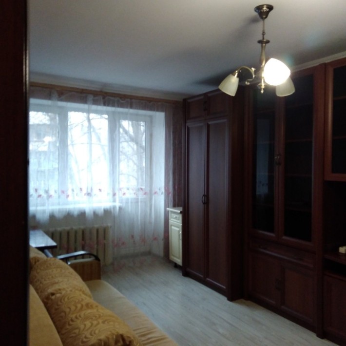 Сдам хорошую 1-ую квартиру Черёмушки ул.Ивана и Юрия Лип 5500гр длител - фото 1