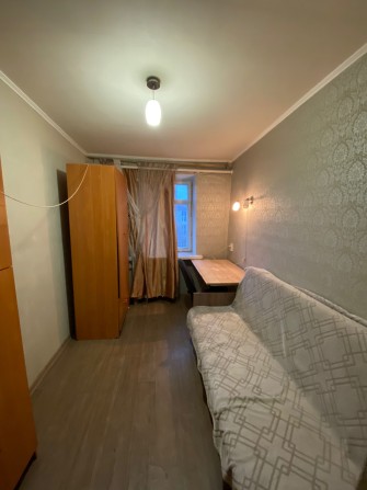 Сдам СВОЮ комнату (гостинка) Новые Дома, Ощепкова 8/1 - фото 1