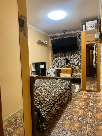 Здається кімната в двокімнатній квартирі з хазяйкою - фото 1