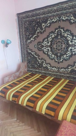 Оренда ізольованої кімнати в 3-ох кімн.квартирі, бічна вул. Грінченка - фото 1