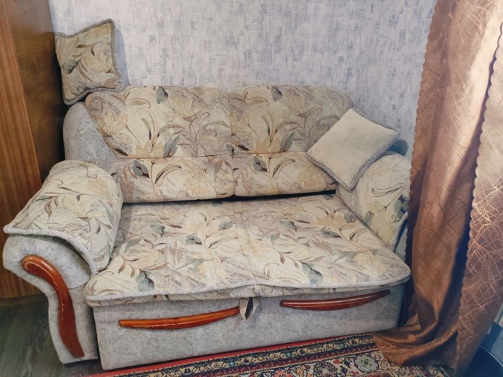 Сдам гостинку, метро Малышева - фото 1