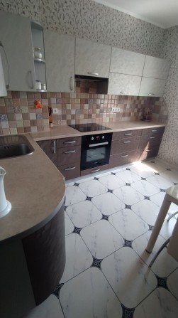 Здам кімнату в двокімнатній квартирі (жінці/дівчині) - фото 1